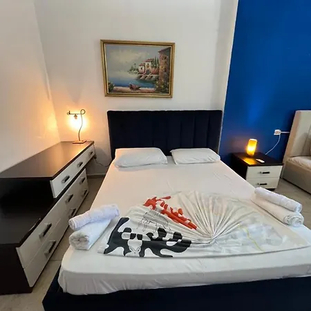 Appartement Skanderbeg Square Explorer *