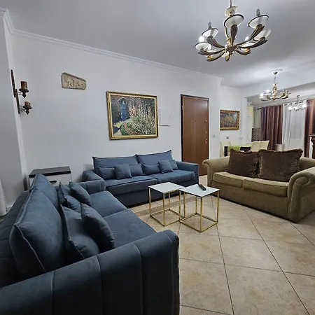 Appartement Skanderbeg Square Explorer *