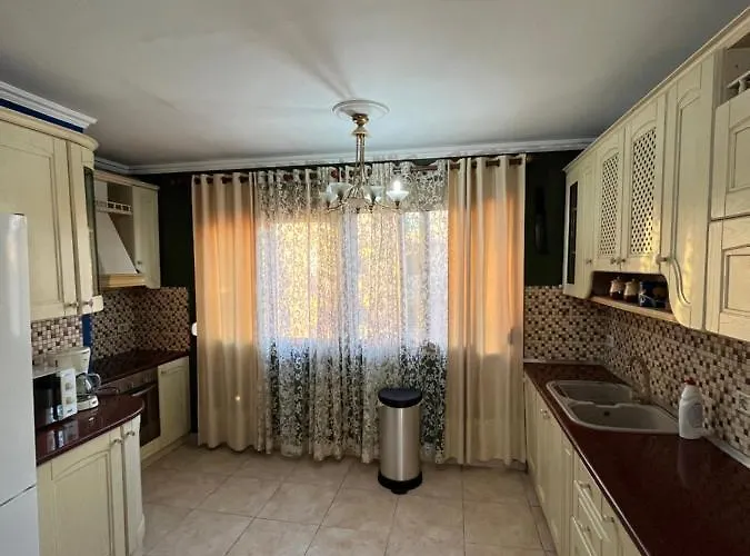 Appartement Skanderbeg Square Explorer *